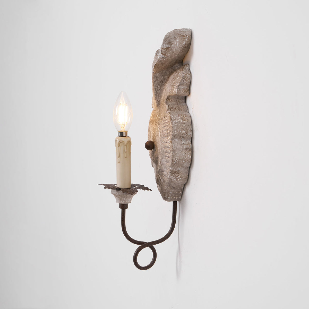 Reniise wandlamp
