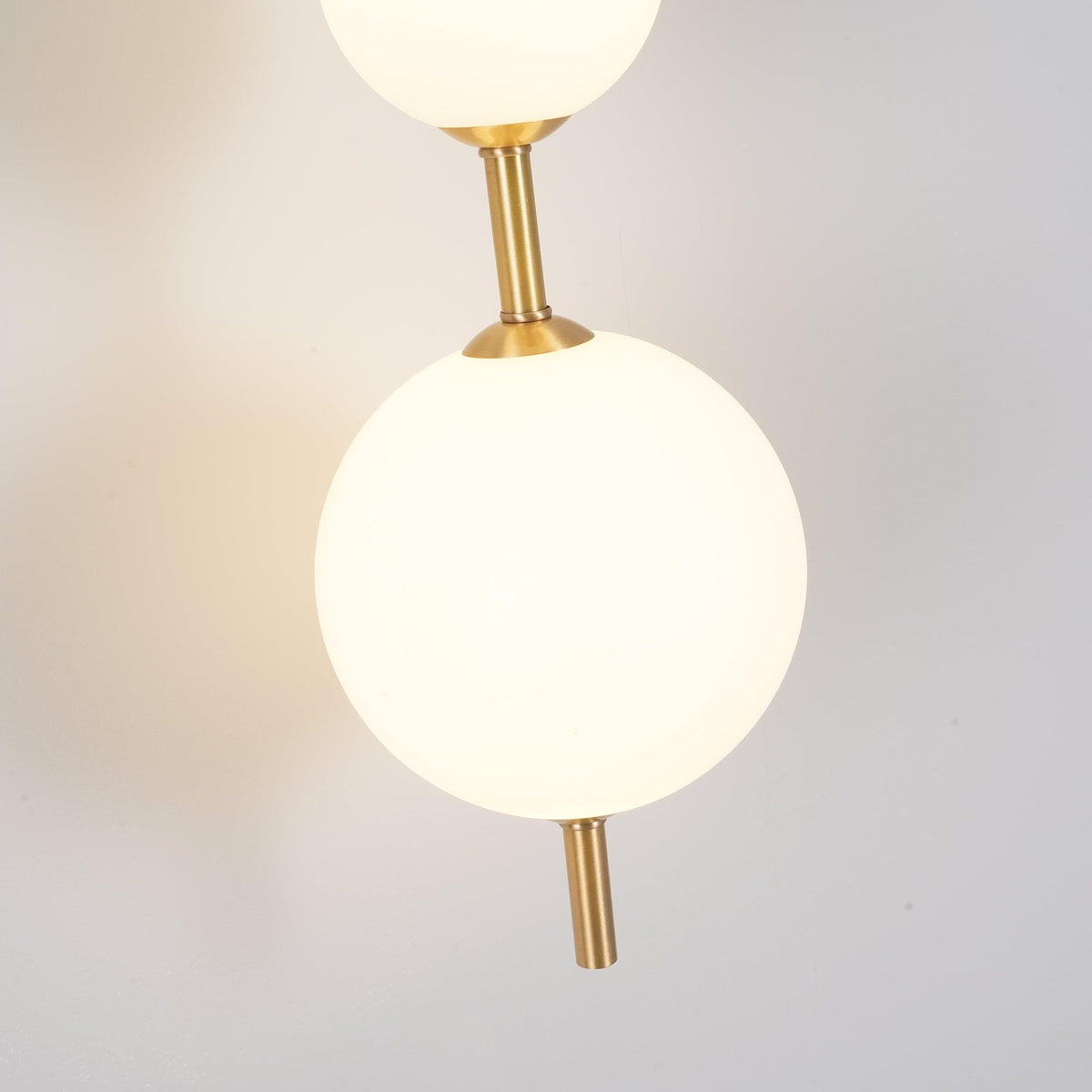 Miriiella wandlamp Verticale Bol Minimalistisch