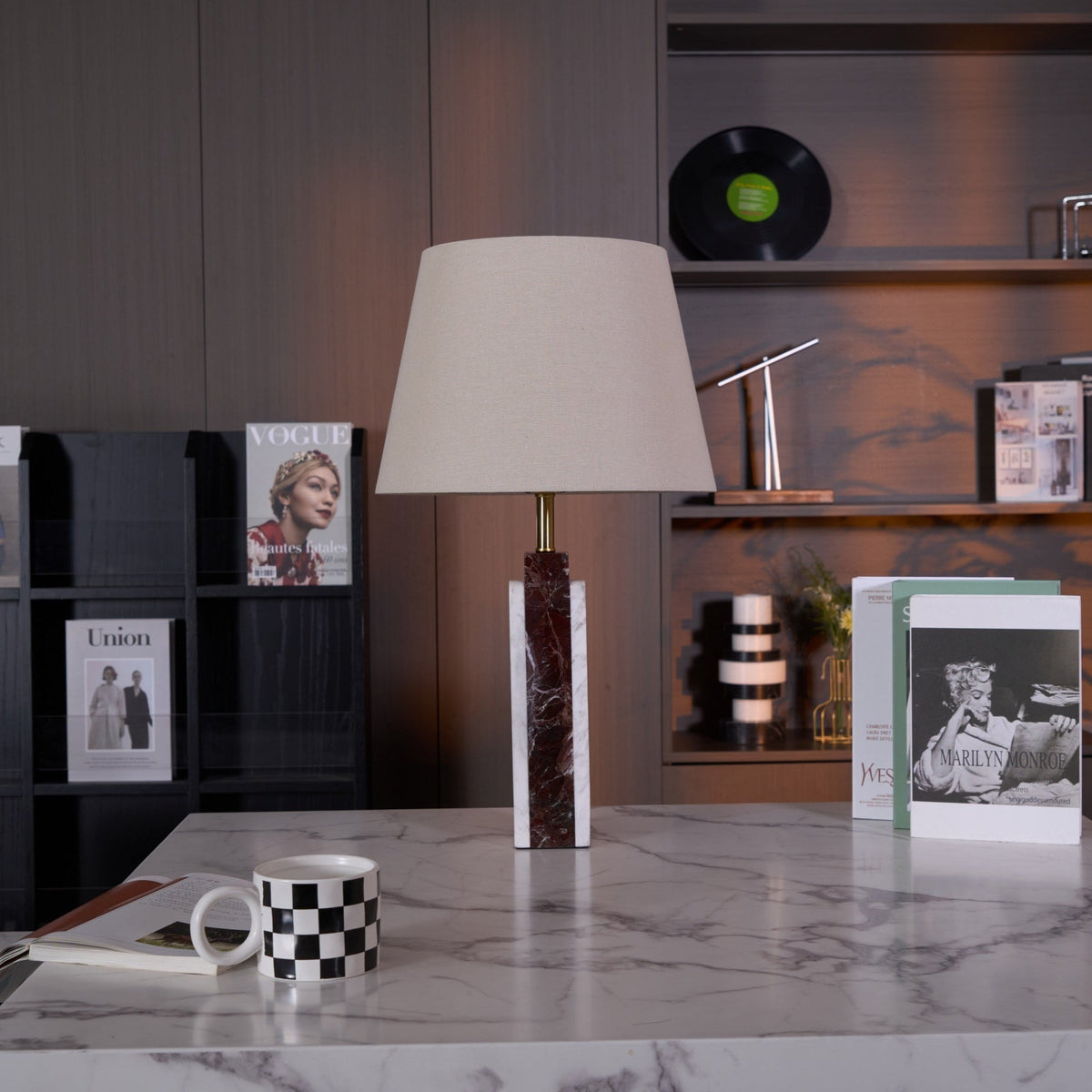 Jovix moderne tafellamp van marmer