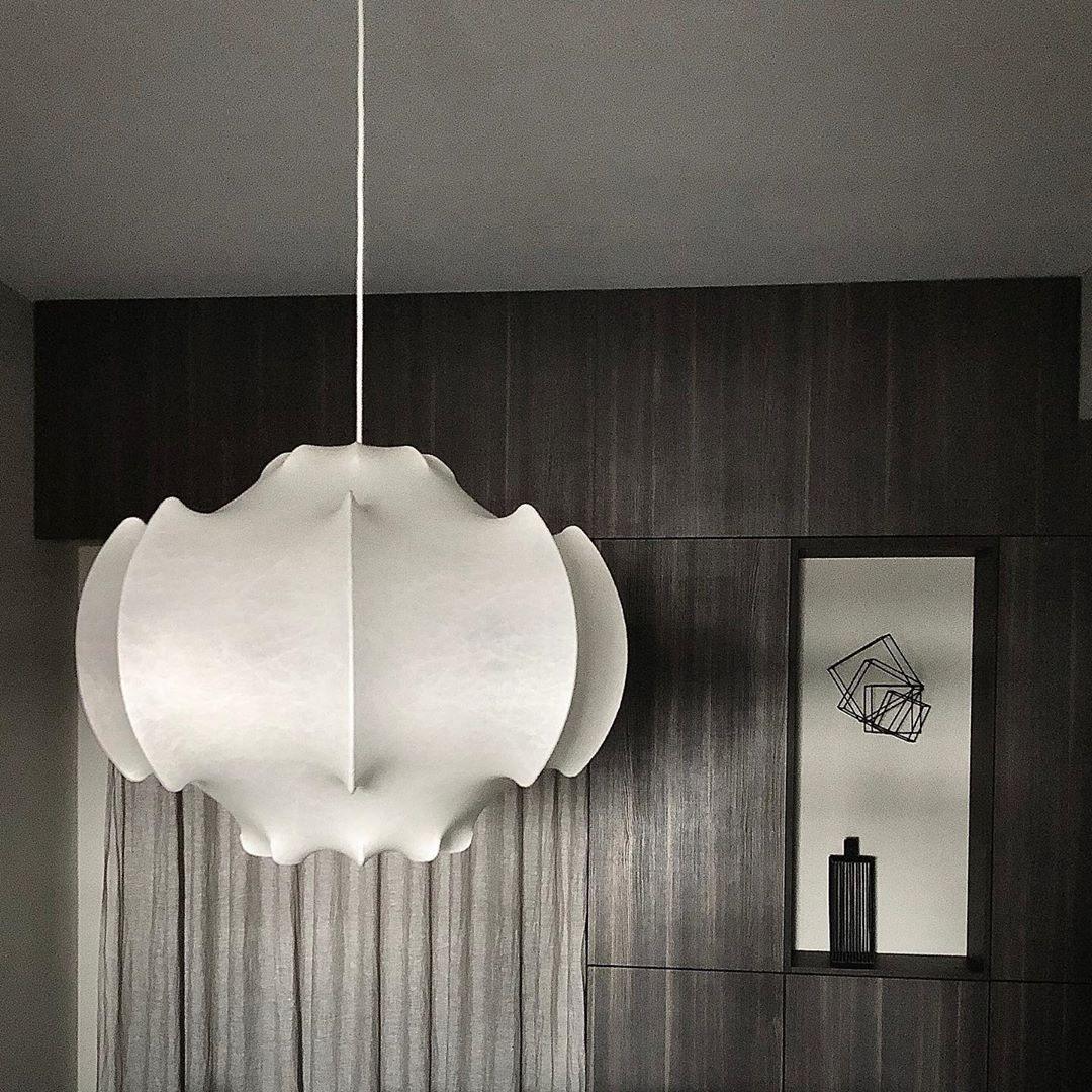 Lotus Minimalistische hanglamp van zijde