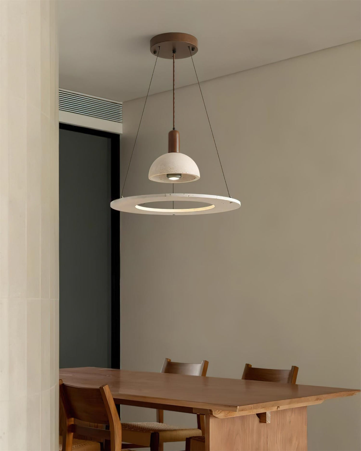 Valenise hanglamp met koepel en ring in travertin