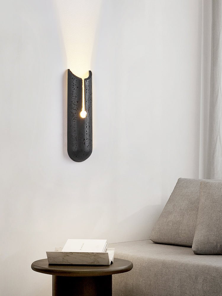 Elraeila Split Zwart travertin wandlamp