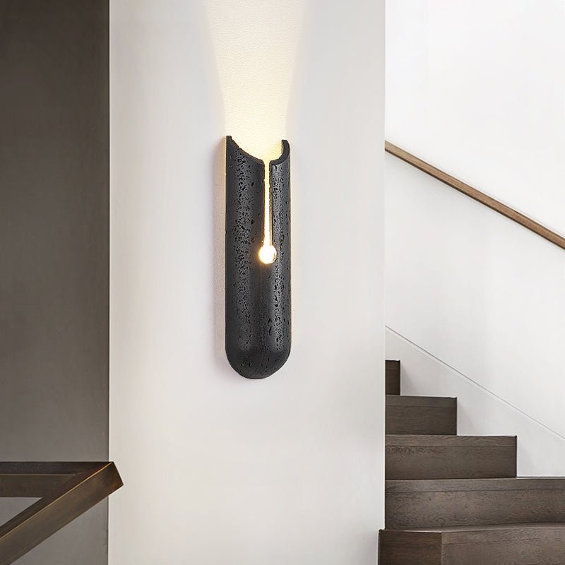 Elraeila Split Zwart travertin wandlamp