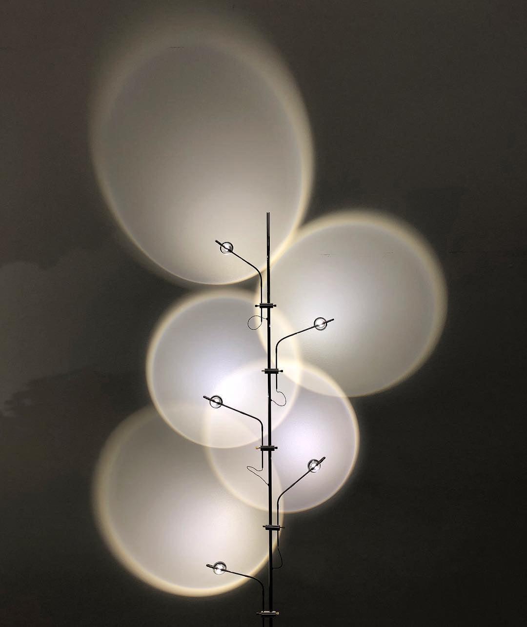 Receiv staal vloerlamp