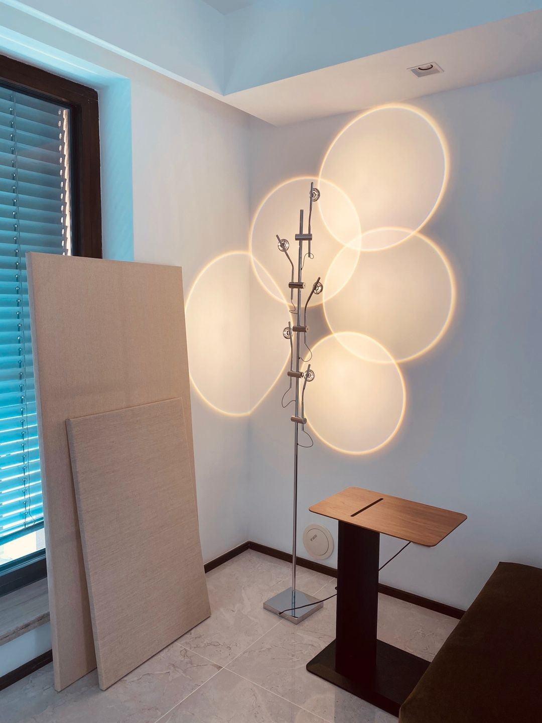 Receiv staal vloerlamp