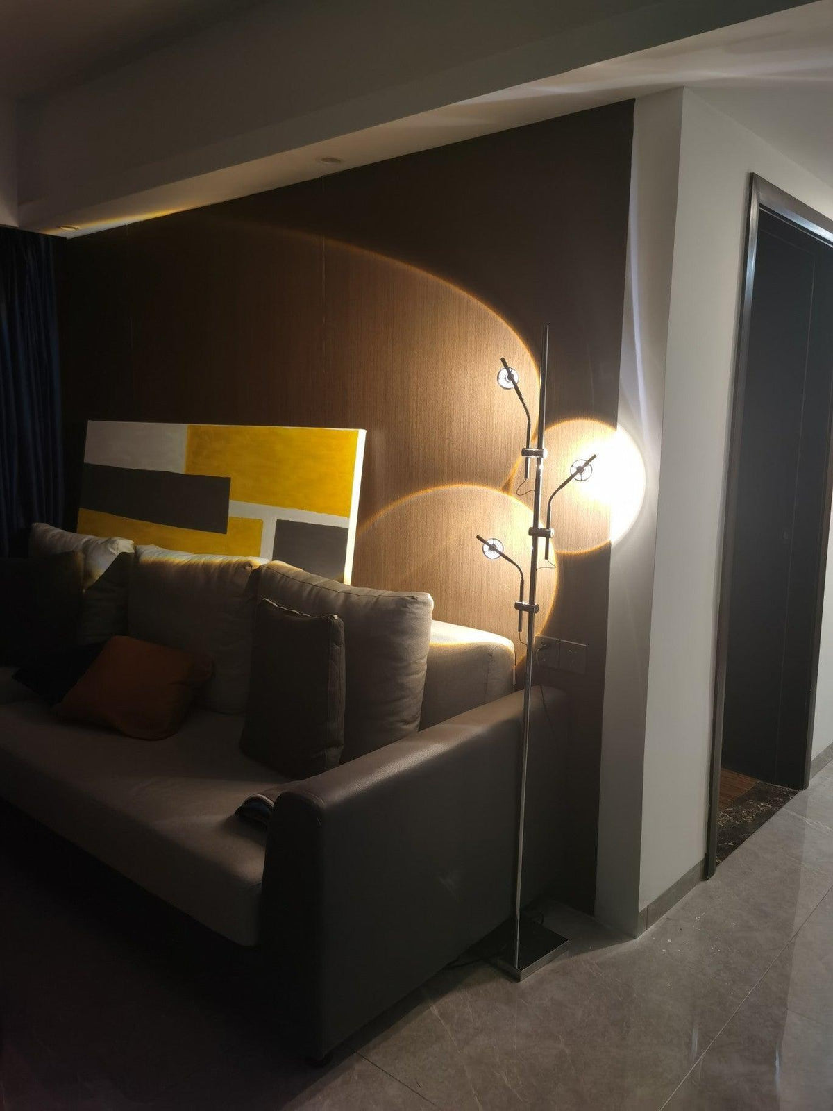 Receiv staal vloerlamp