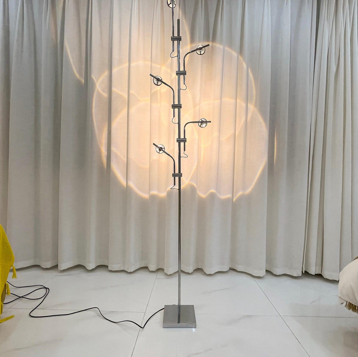 Receiv staal vloerlamp