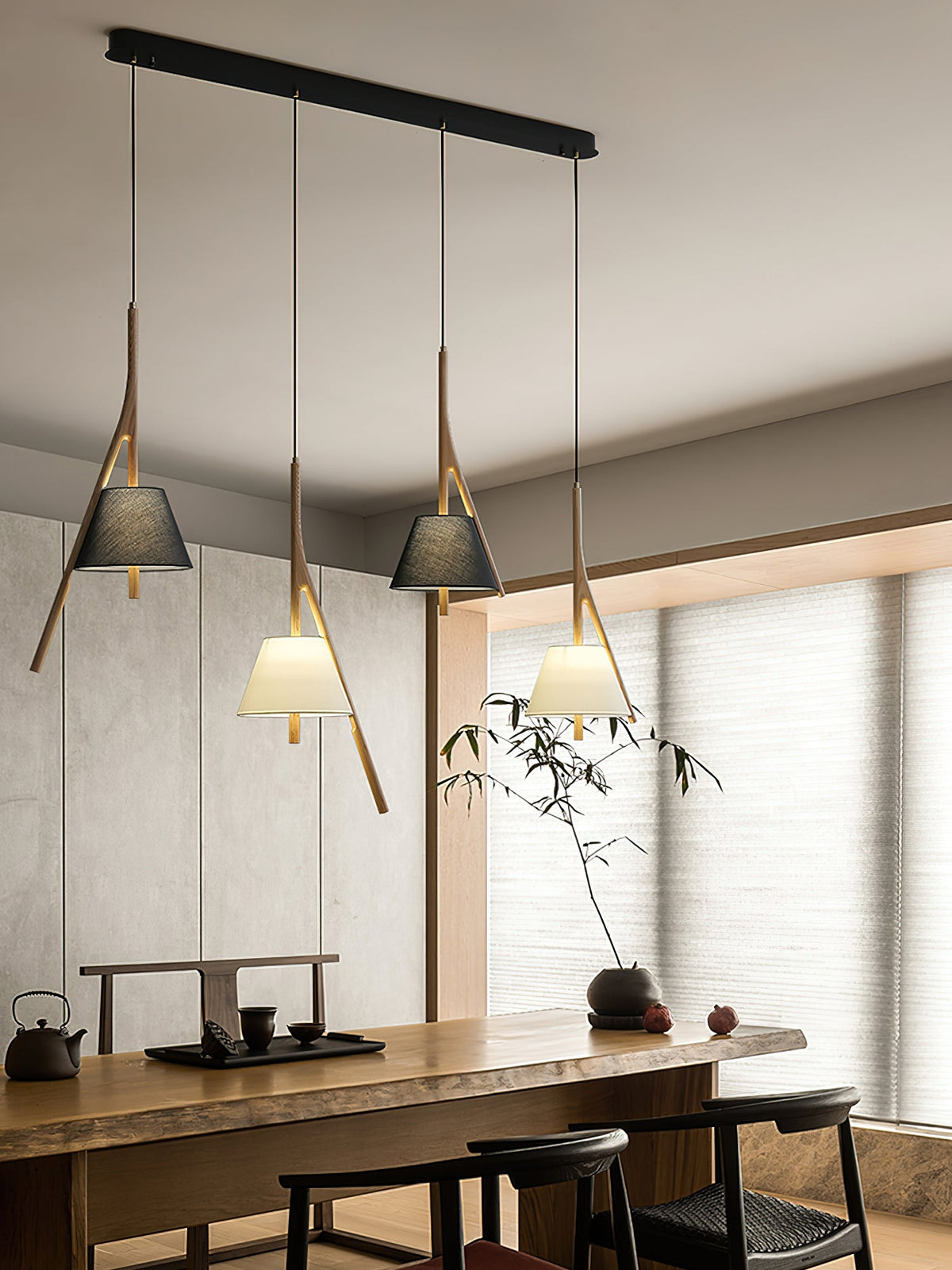 Zovenarae driehoekige hanglamp van walnoothout