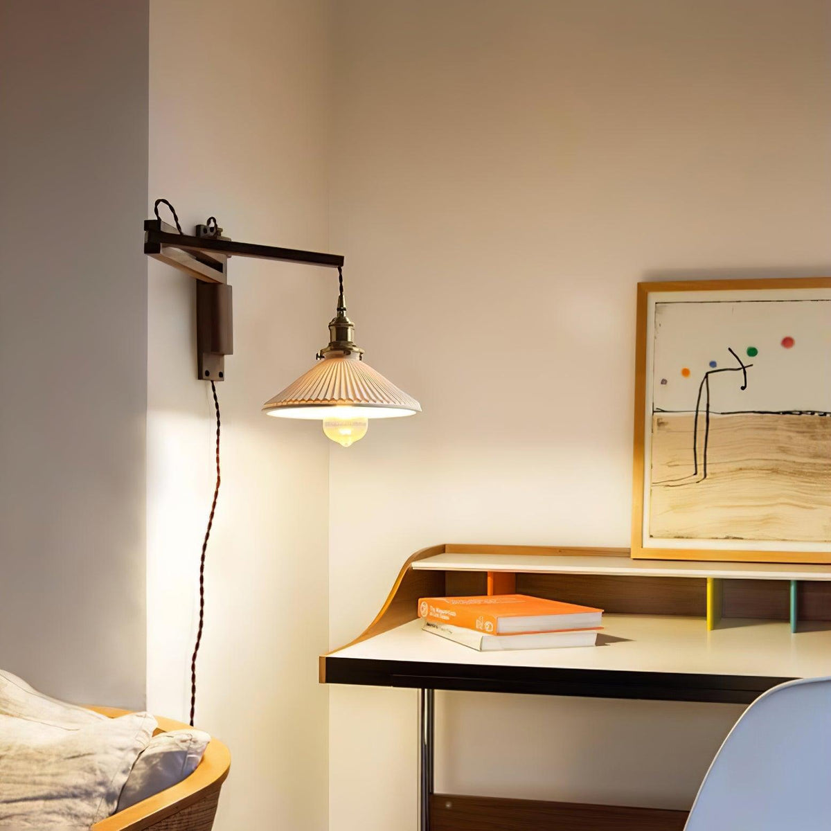 Evin Noordse kunst Swing Arm wandlamp van walnoothout en keramiek