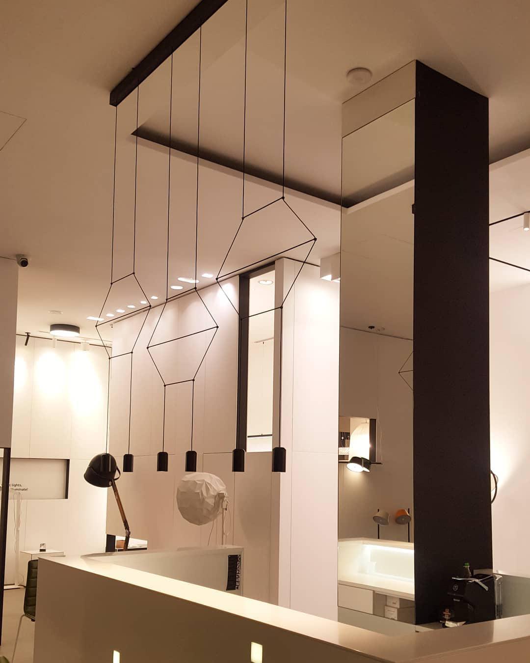 Lunarie hanglamp van acryl en plastic