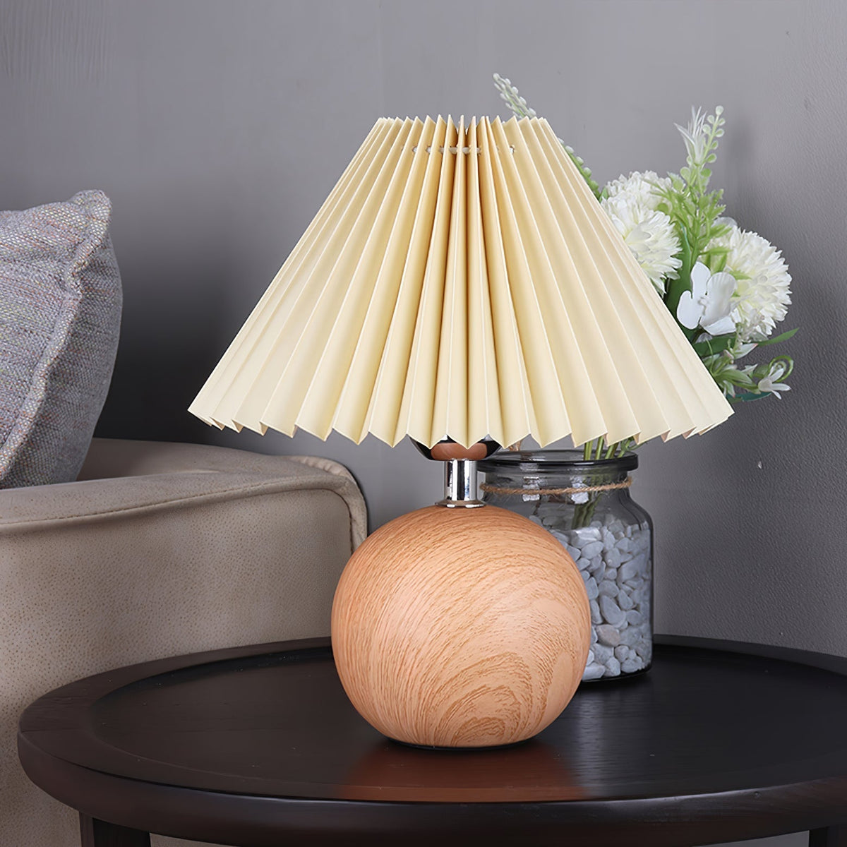Zesilon houten bal tafellamp