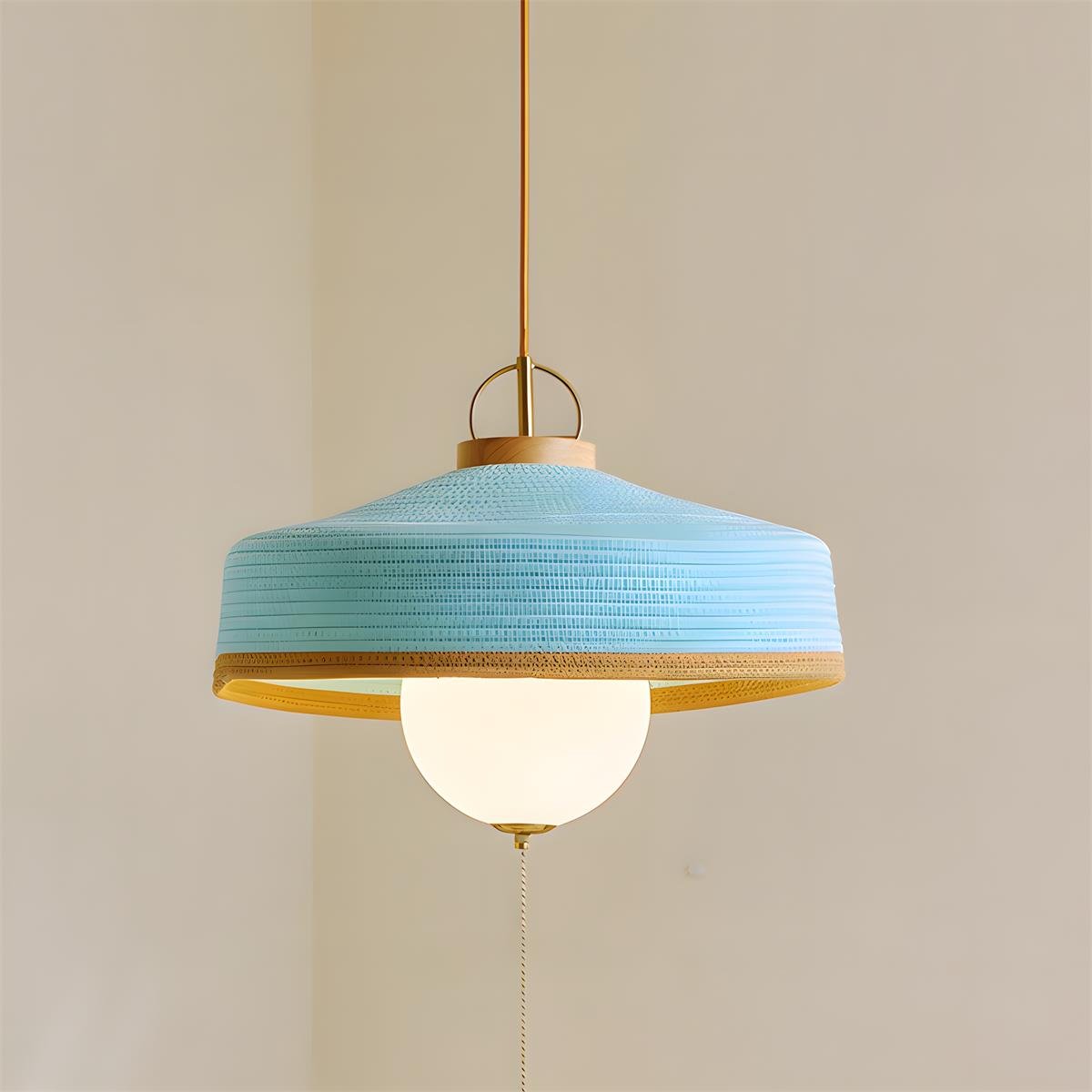 Avielle hanglamp met bolvormige kap van geweven textiel