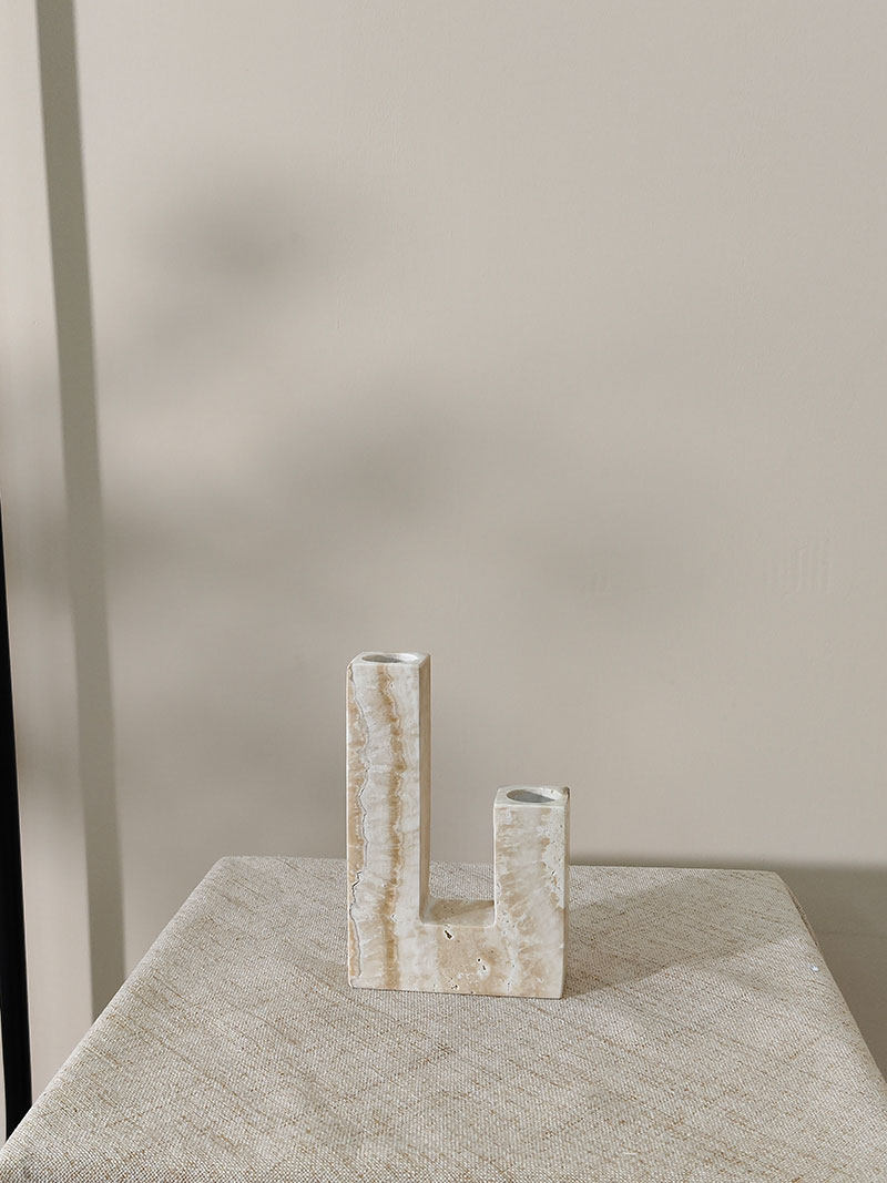 Horze Moderne kandelaar in geel travertin