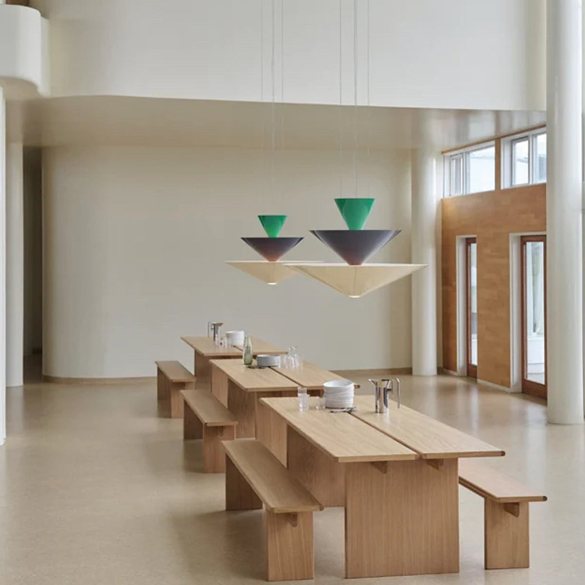 Pyramia hanglamp met gestapelde kleurblokken