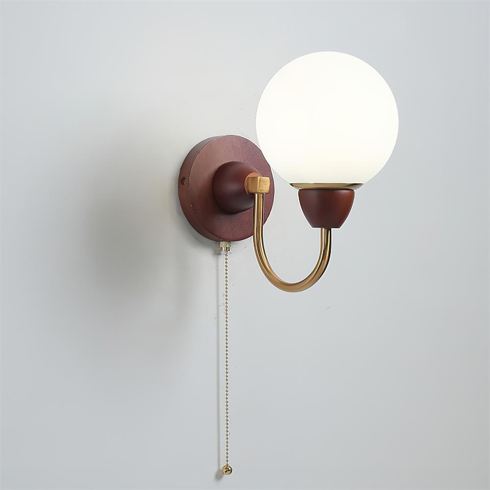 Rinielia wandlamp van walnoothout