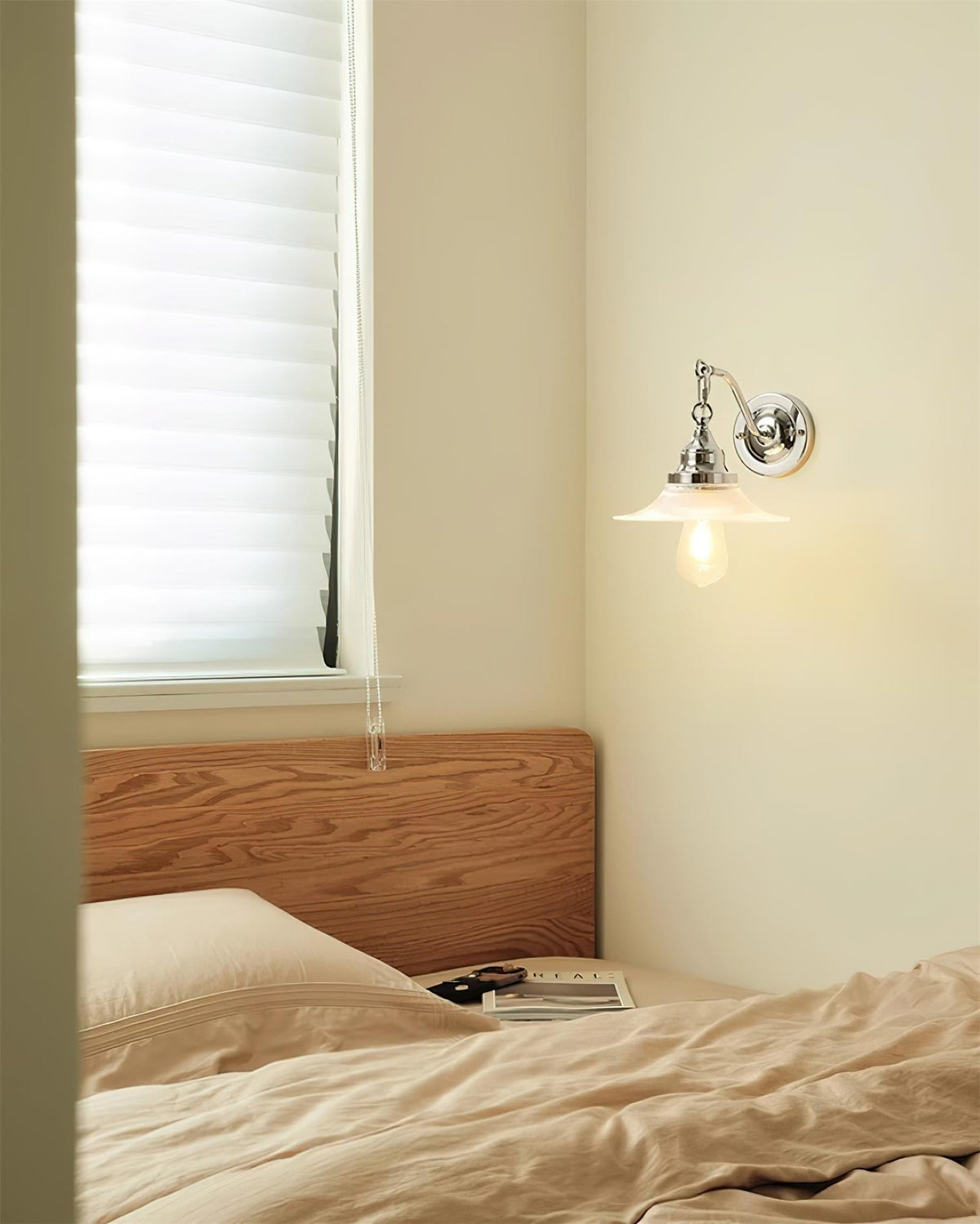 Perivo wandlamp van gepolijst chroom