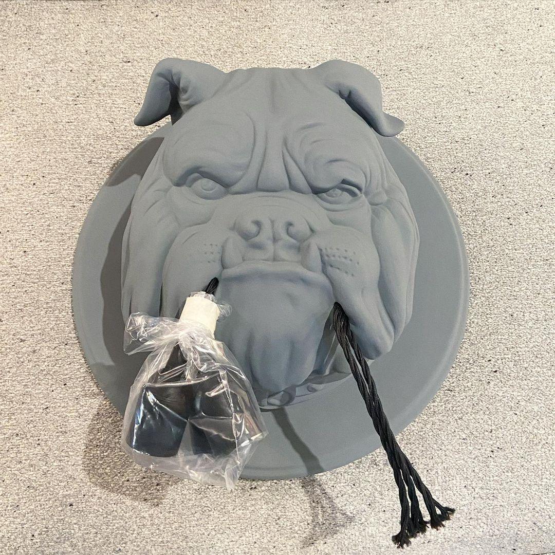 Umeri wandlamp Bulldog Sculpture Whimsical