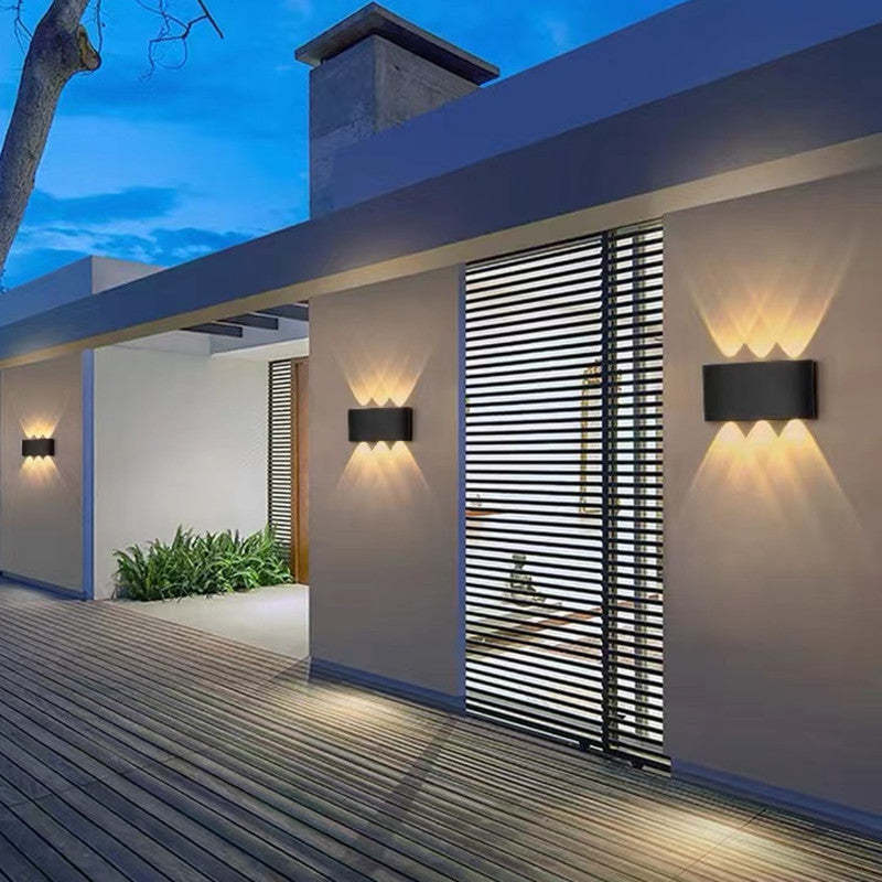 Orr Buiten Waterbestendig Metaal LED Wandlampen Zwart/Wit Tuin