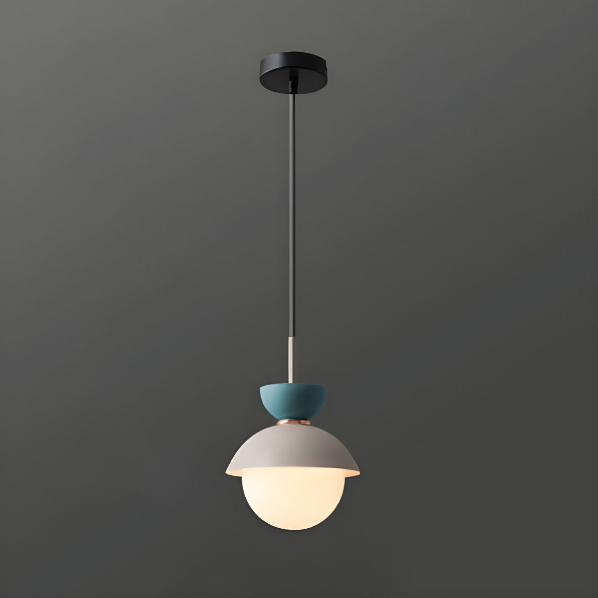 Cairns Nordic Globe LED Hanglamp Kleurrijk Metaal Slaapkamer