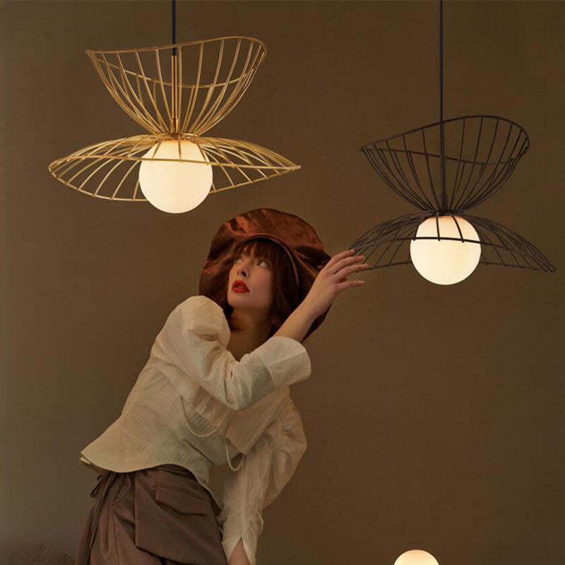 Renée Vertigo Design LED Esthetisch Hanglampen Zwart/Goud Metaal Slaapkamer
