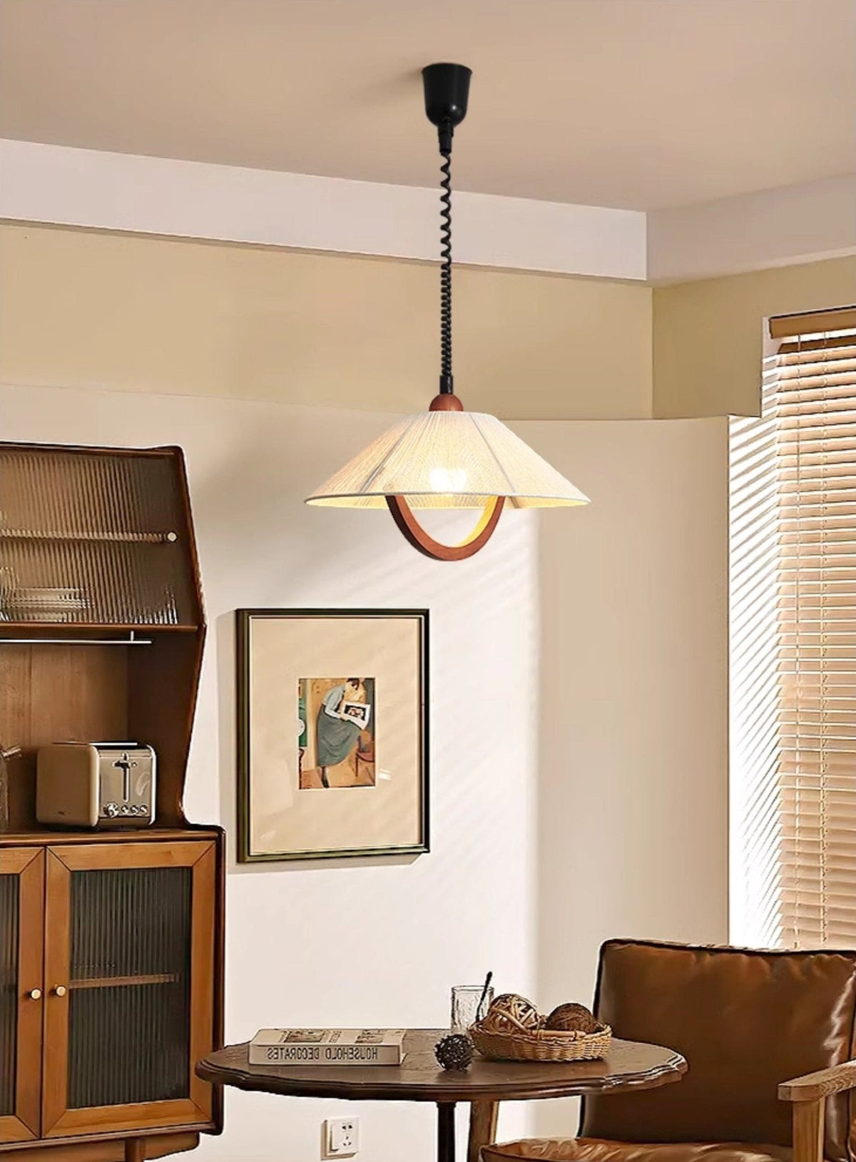 Reneria Minimalistische hanglamp van walnoot en beige