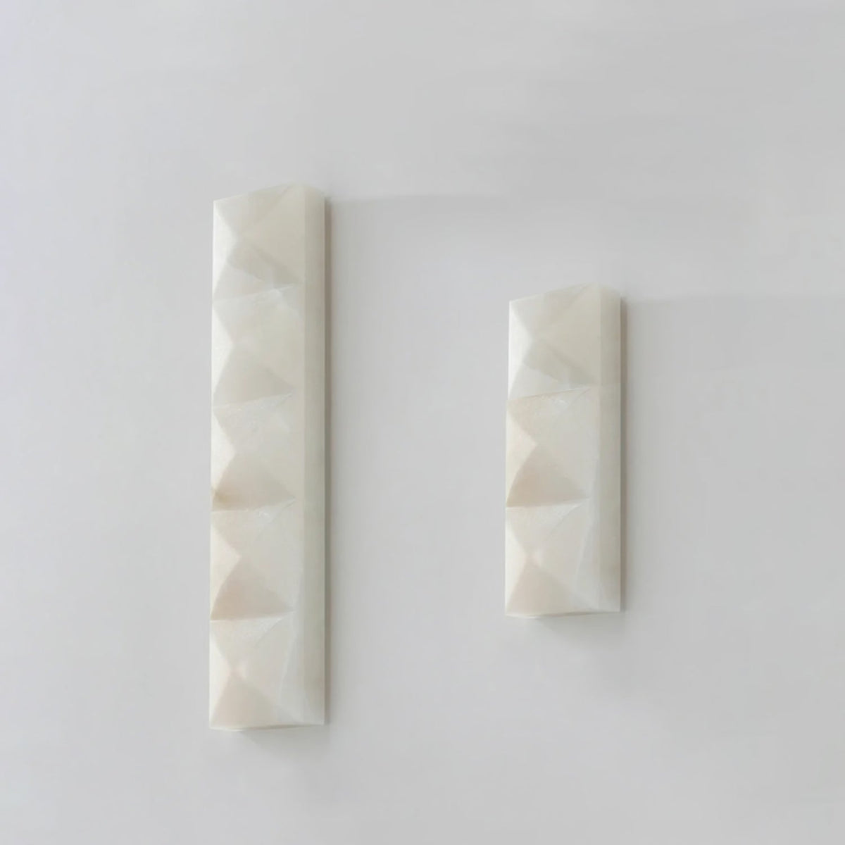 Nivanine Moderne wandlamp van albast