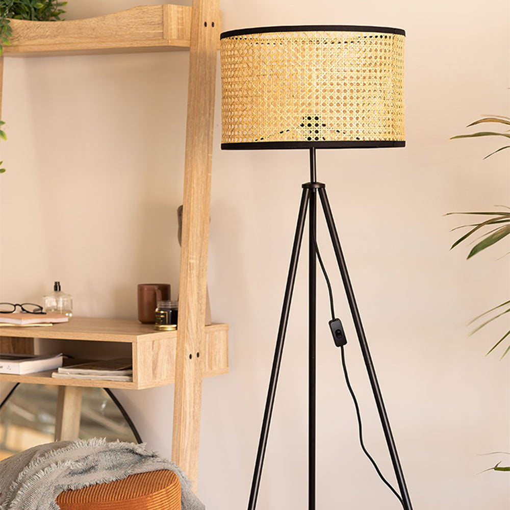 Ritta Design Ronde LED Vloerlamp Zwart Metaal Rotan Slaapkamer