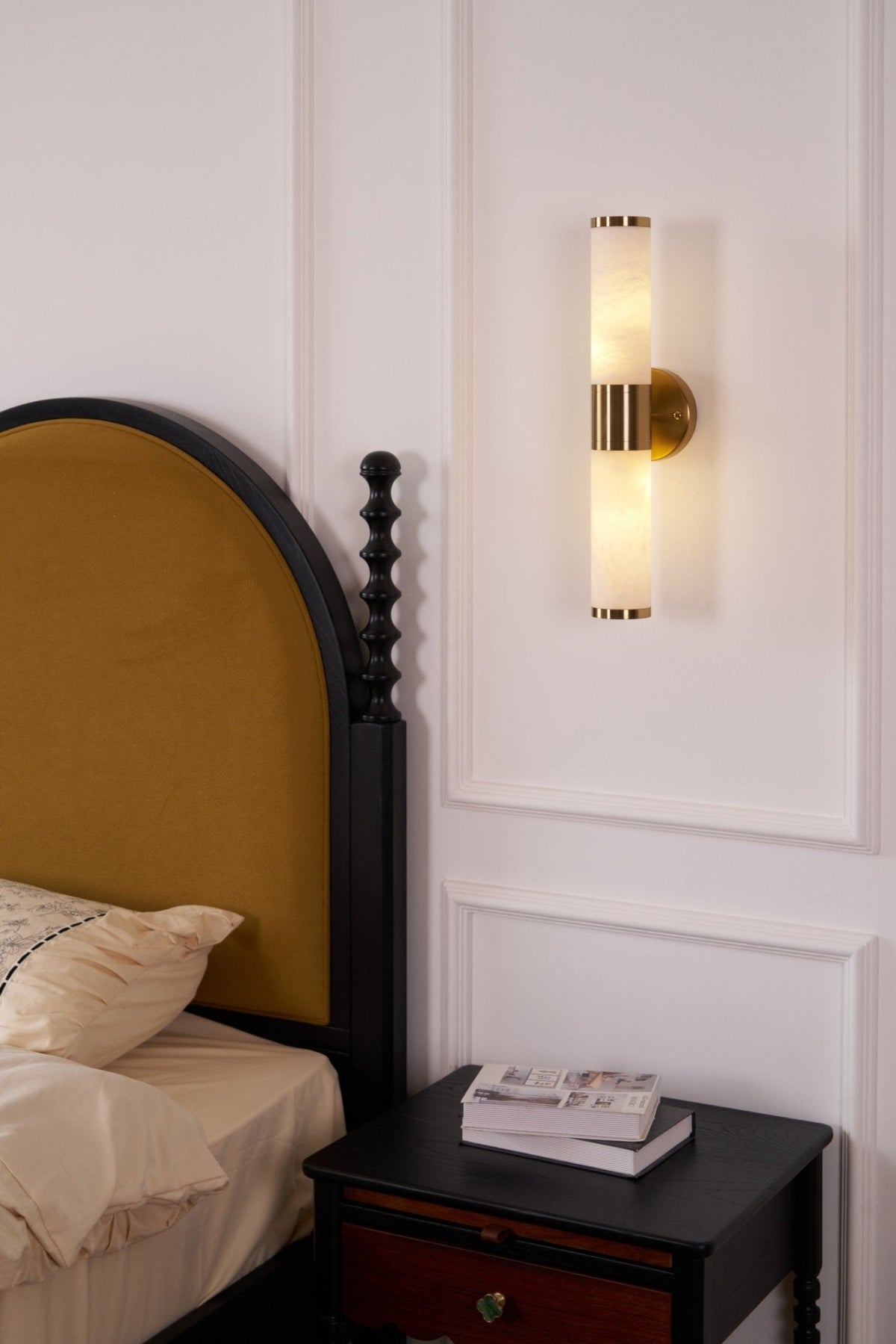 Tira Minimalistische wandlamp van albast