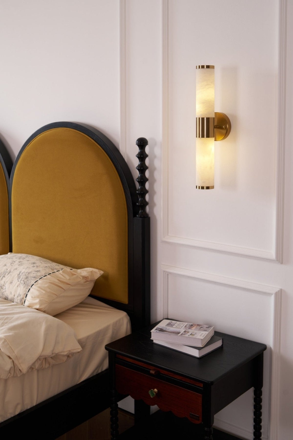 Lucian wandlamp van albast