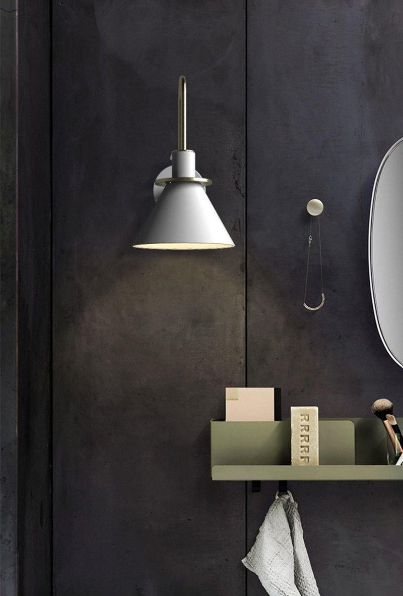 Solerine wandlamp zwart goud minimalistisch