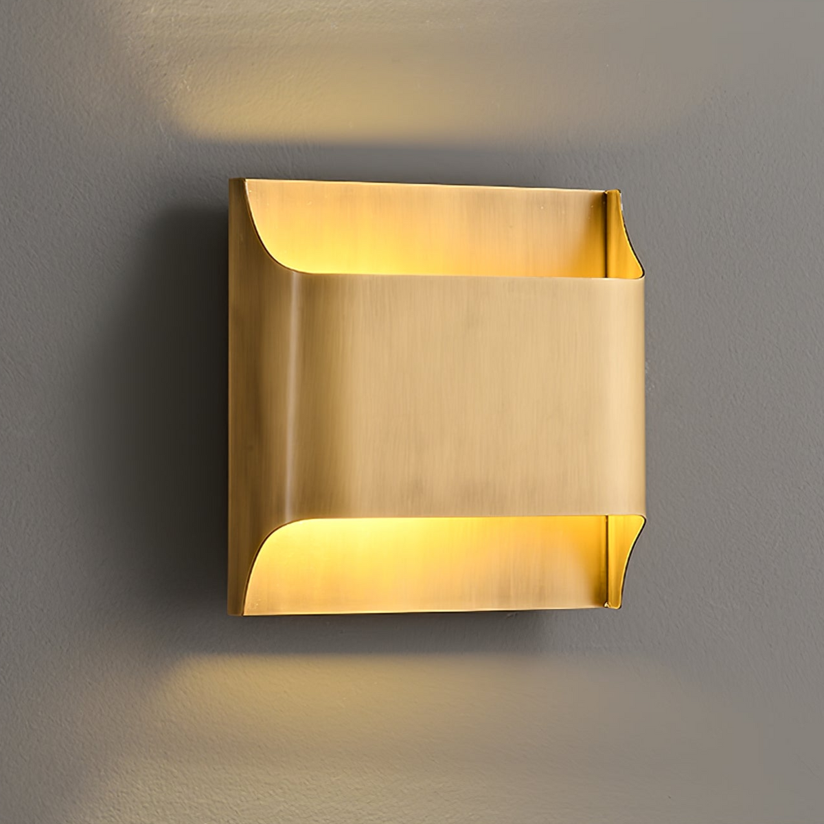 Hardy wandlamp van messing