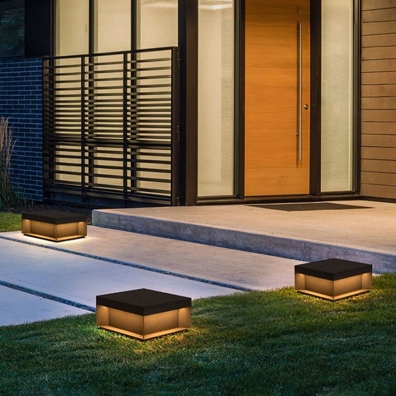 Riley Moderne LED Buitenlamp Zwart/Gouden Metaal Tuin/Stoeprand/Balkon