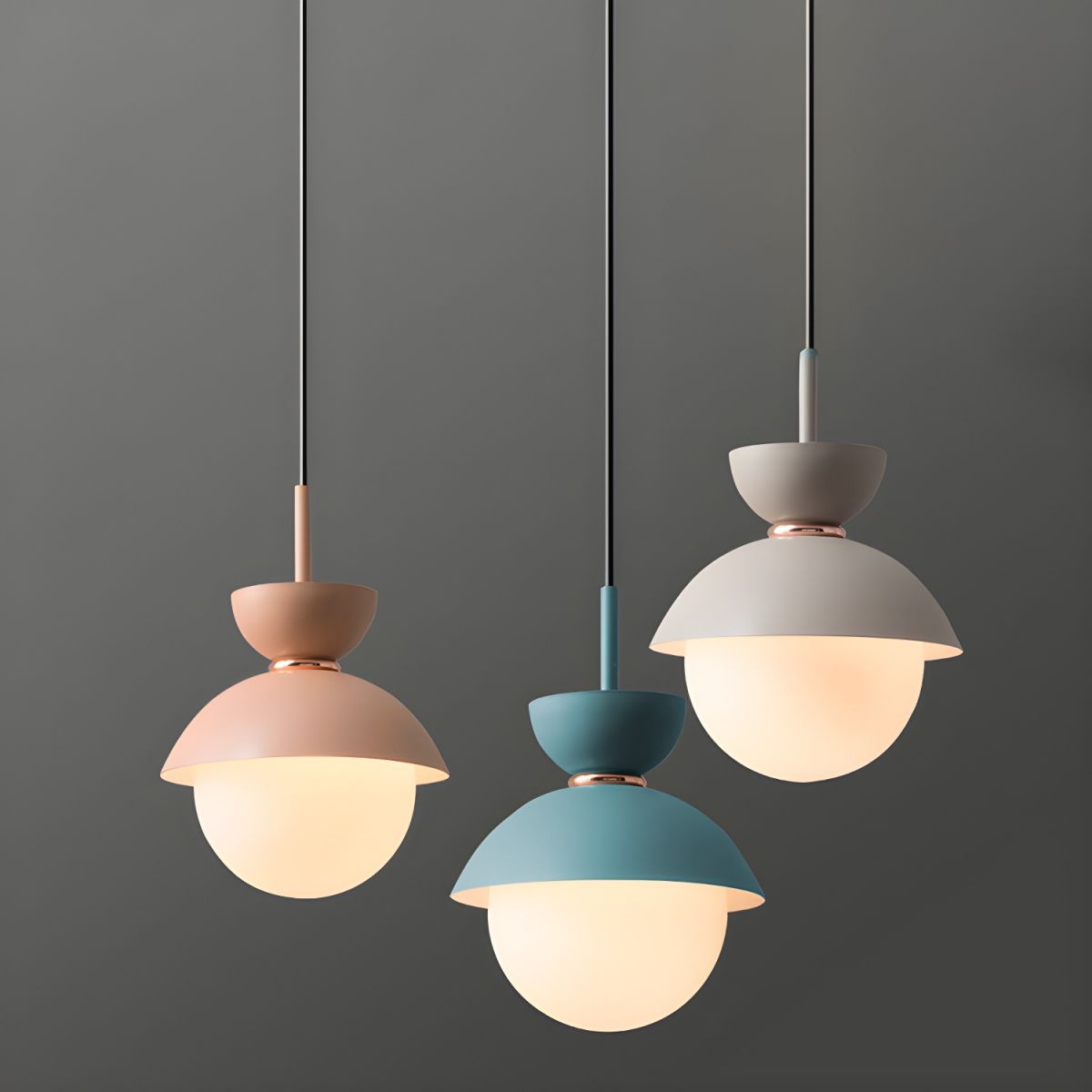 Cairns Nordic Globe LED Hanglamp Kleurrijk Metaal Slaapkamer