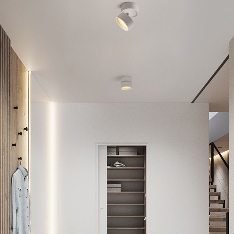 Novak Moderne LED Plafondlamp zwart/Wit Metaal Slaapkamer/Woonkamer
