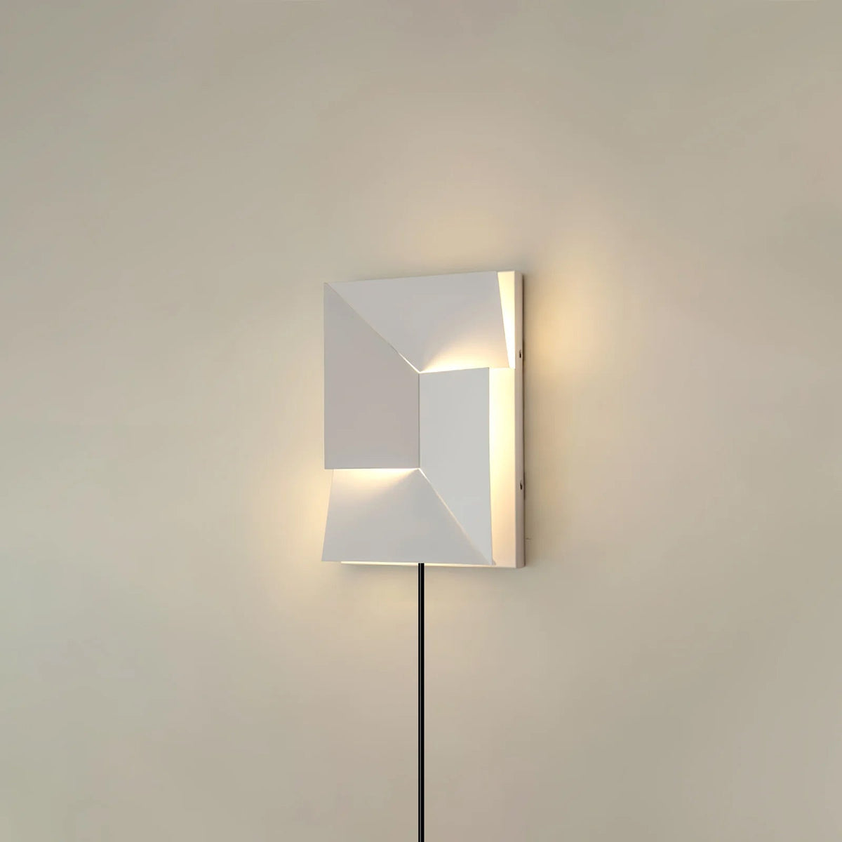 Arthaen Shadows Grand wandlamp
