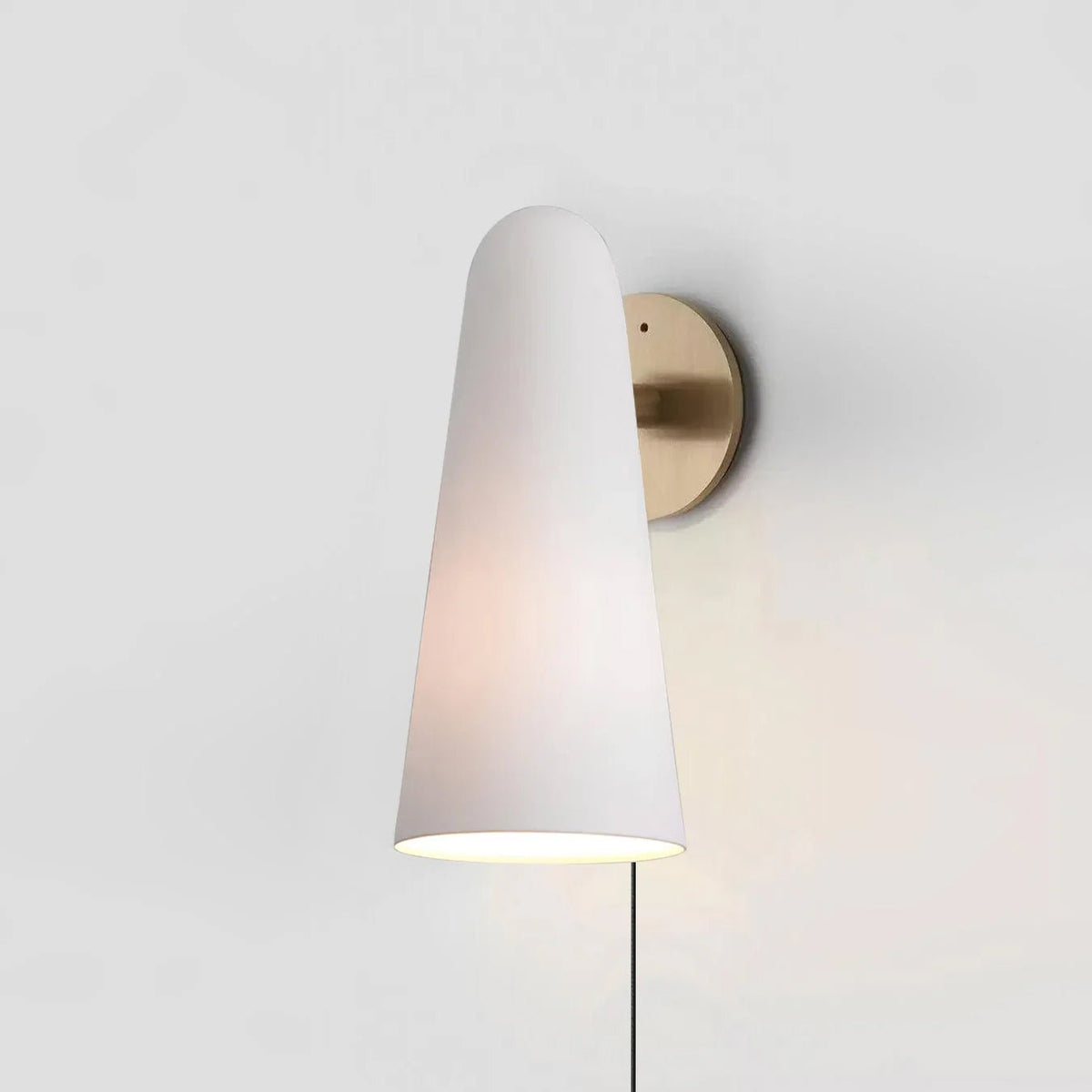 Velivira conische glazen wandlamp