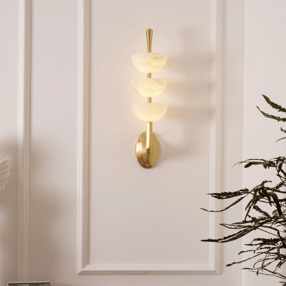 Ulmiraris albasten wandlamp