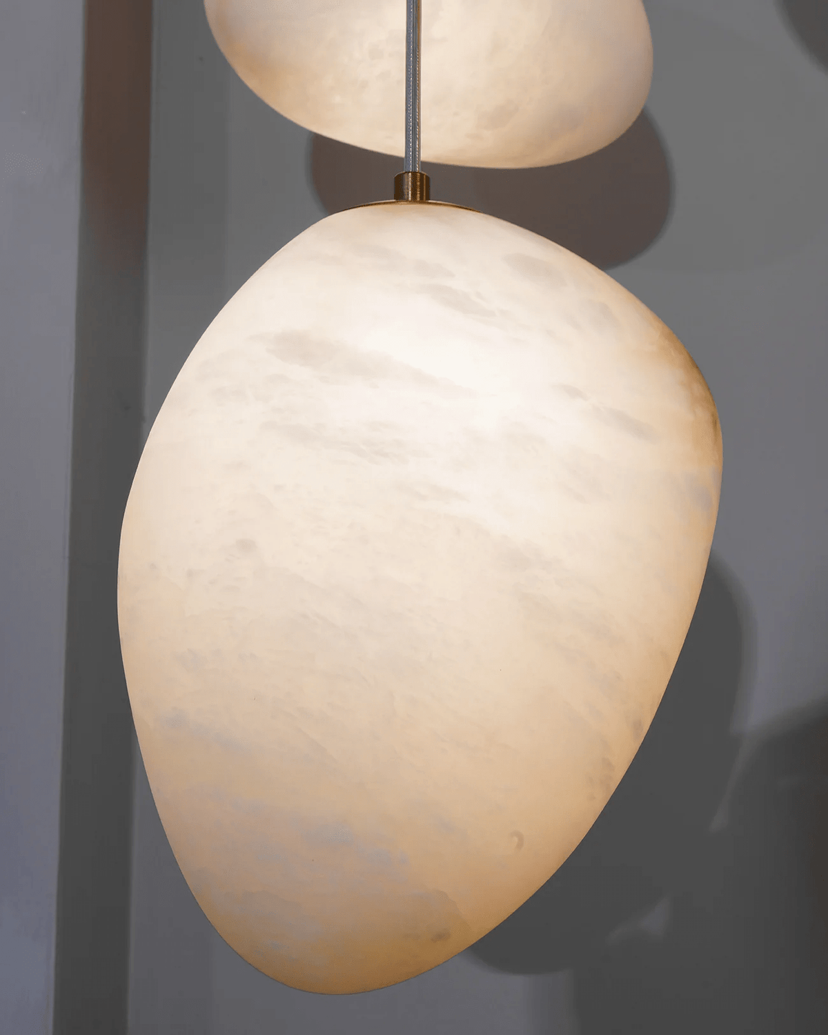 Nivisaya kiezelvormige albasten hanglamp