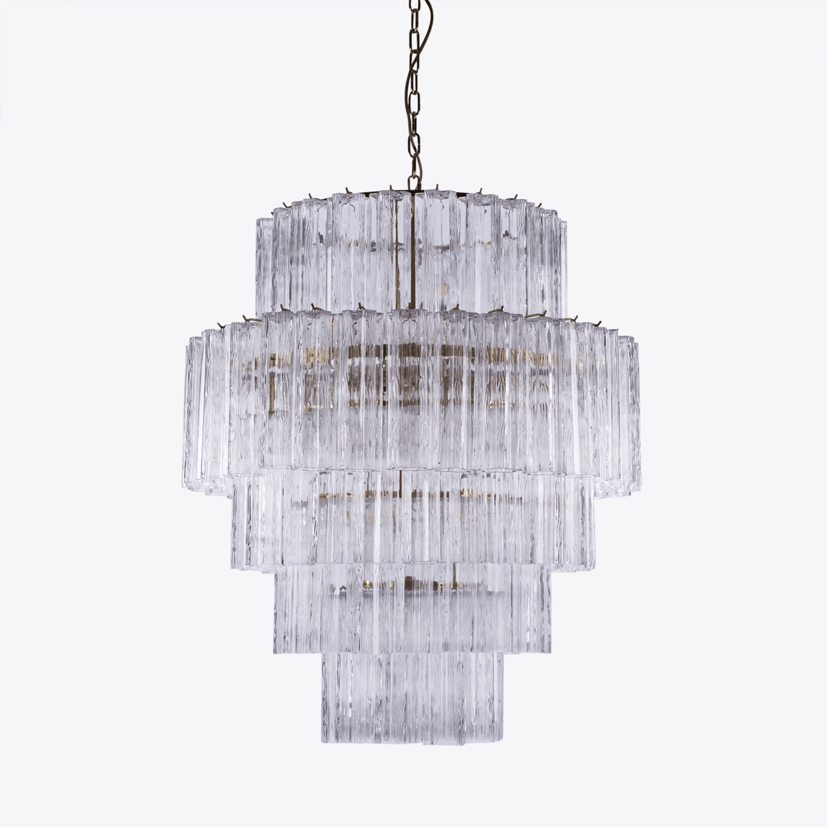 Eiraora kroonluchter met lagen van roze prisma-glas, elegant