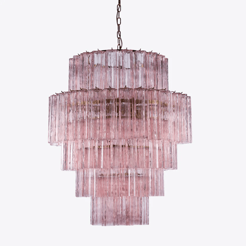 Eiraora kroonluchter met lagen van roze prisma-glas, elegant