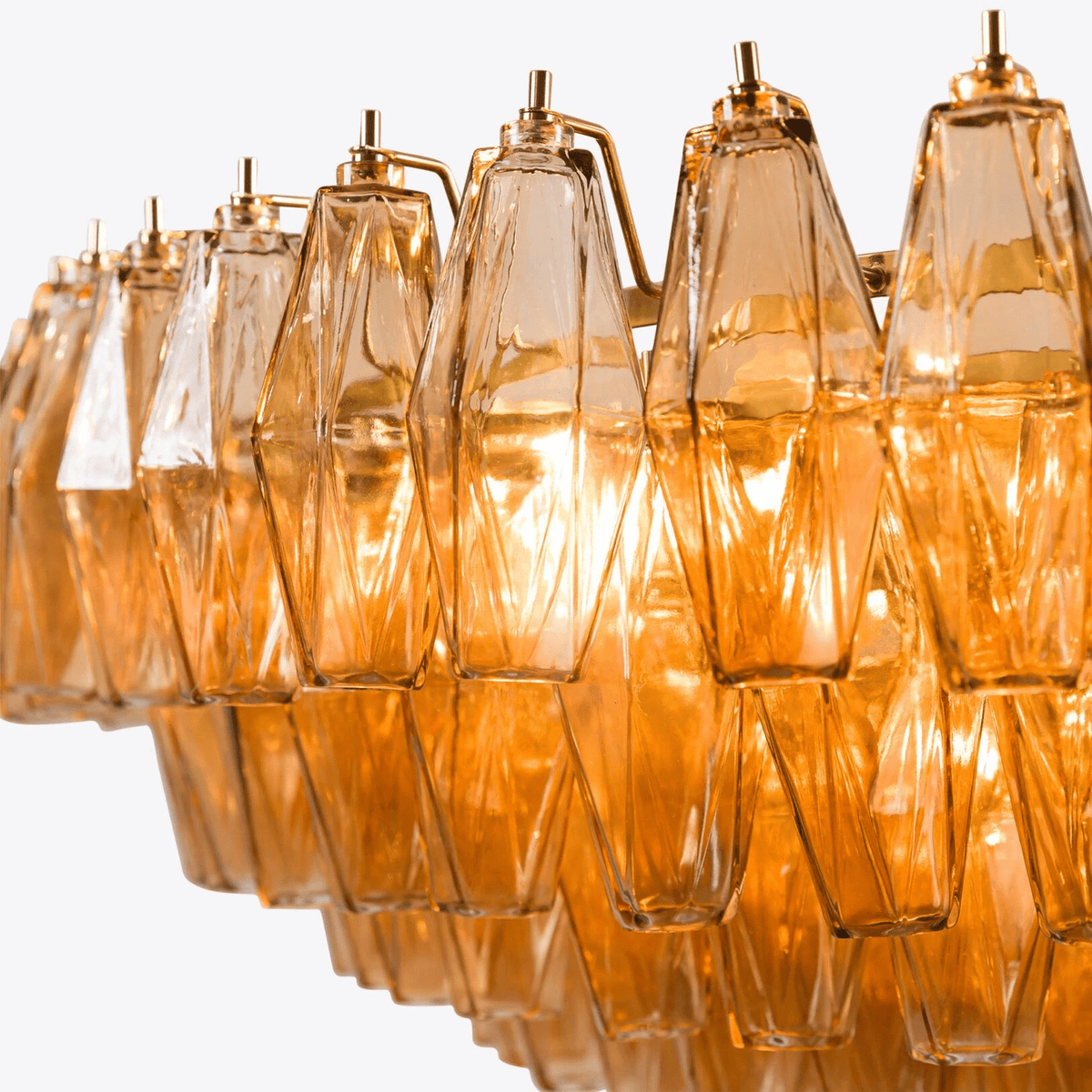 Celinora kroonluchter met gelaagde amber glas in vintage stijl