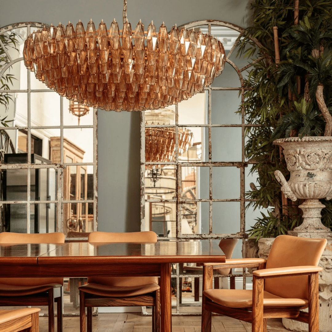 Celinora kroonluchter met gelaagde amber glas in vintage stijl