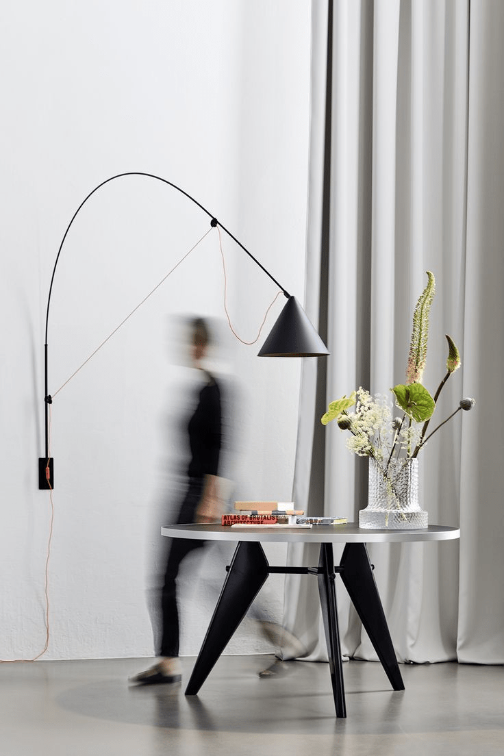 Noraette wandlamp Arc Conus Minimalistisch