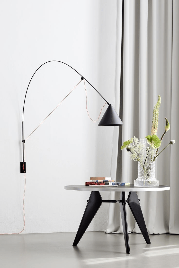 Noraette wandlamp Arc Conus Minimalistisch