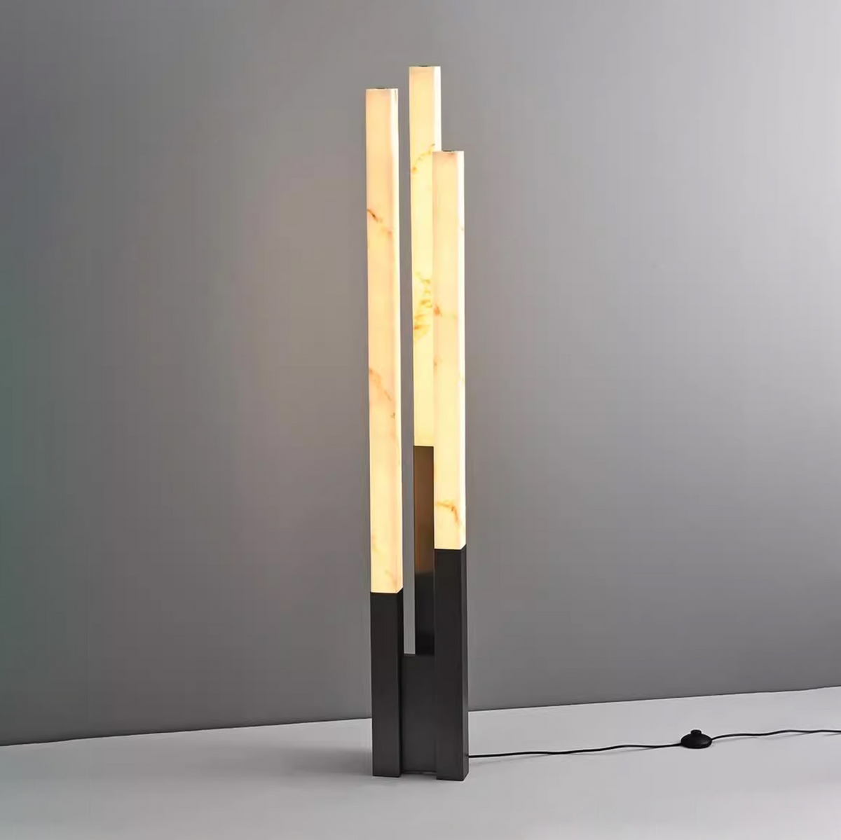 Callisto vloerlamp in albast
