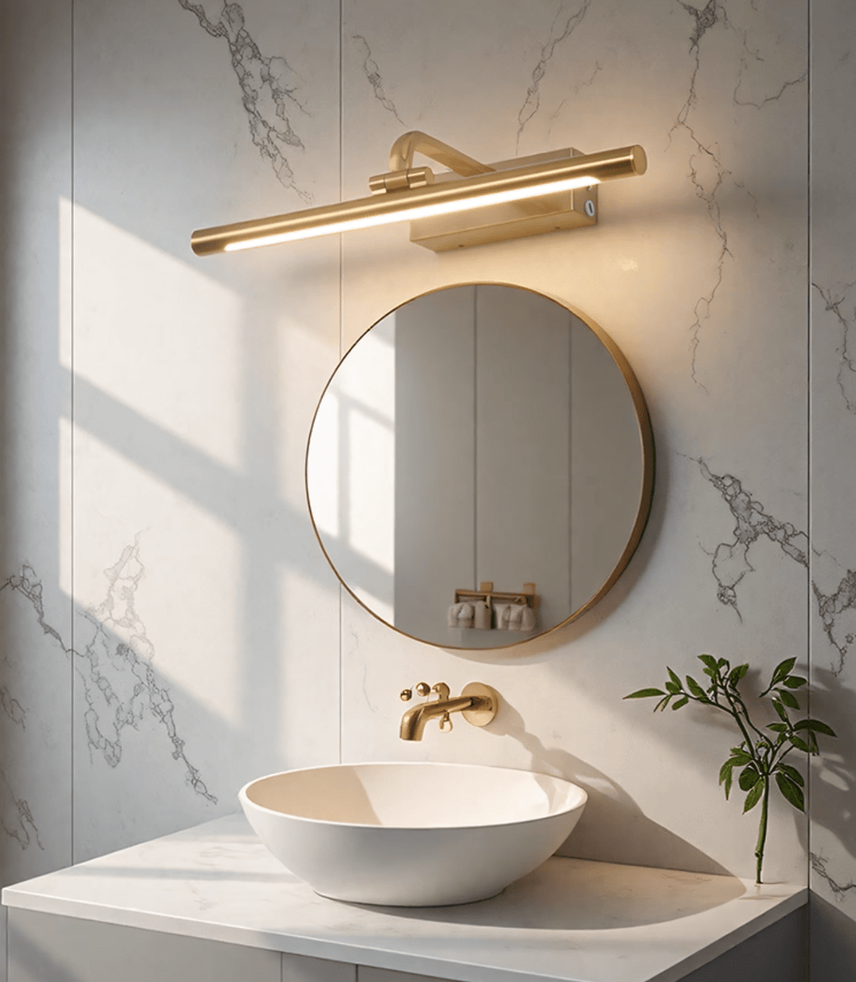 Geth goudkleurige wandlamp met oplaadbare batterij