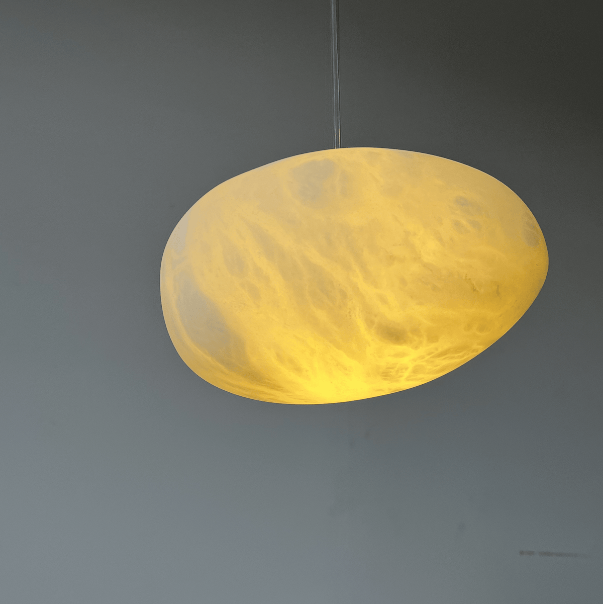 Nivisaya kiezelvormige albasten hanglamp