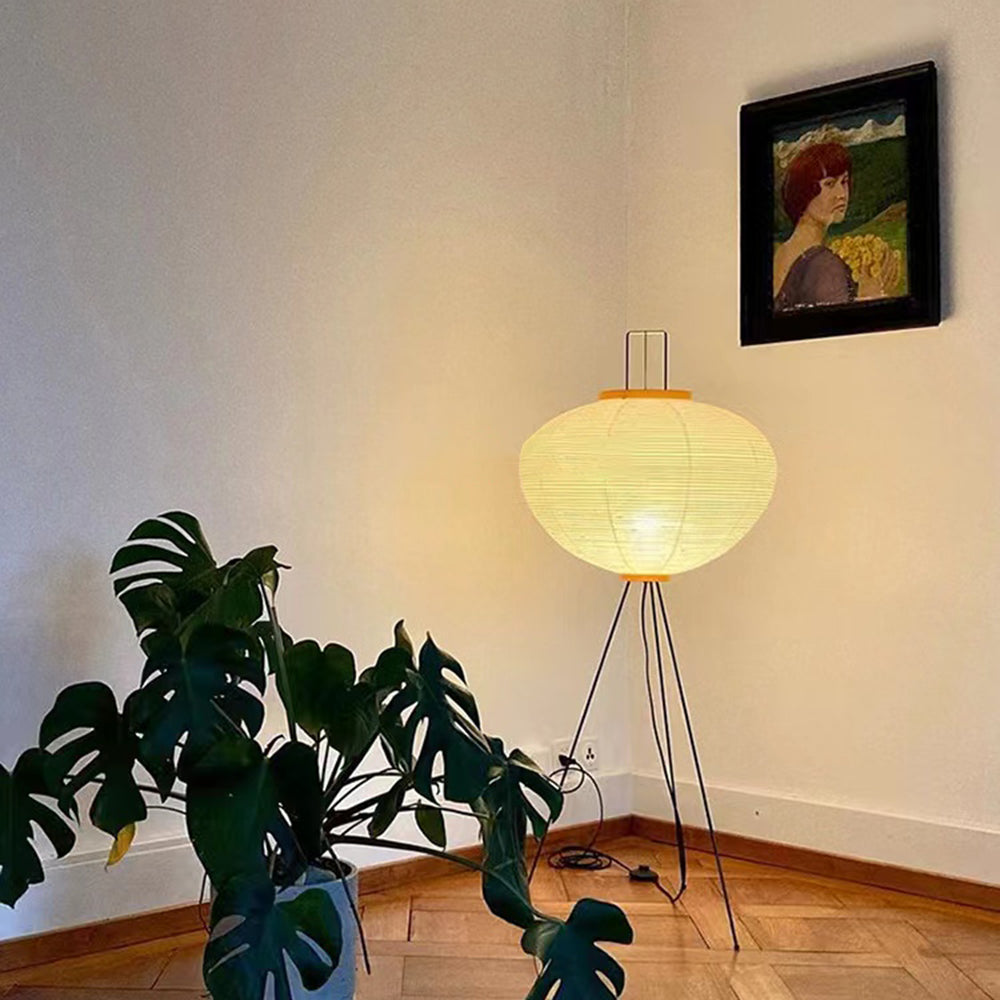 Renée Minimalistische LED Vloerlamp Zwart Metaal Eetkamer Woonkamer