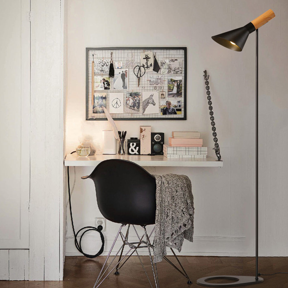 Carins Moderne LED Vloerlamp Zwart Wit Metaal Eetkamer Slaapkamer