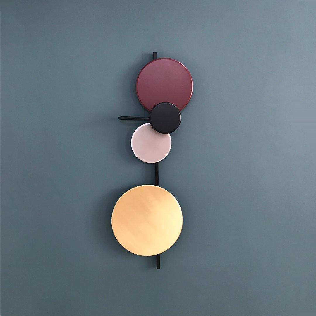 Mirq wandlamp met Magnetische Schijven Kunstzinnig